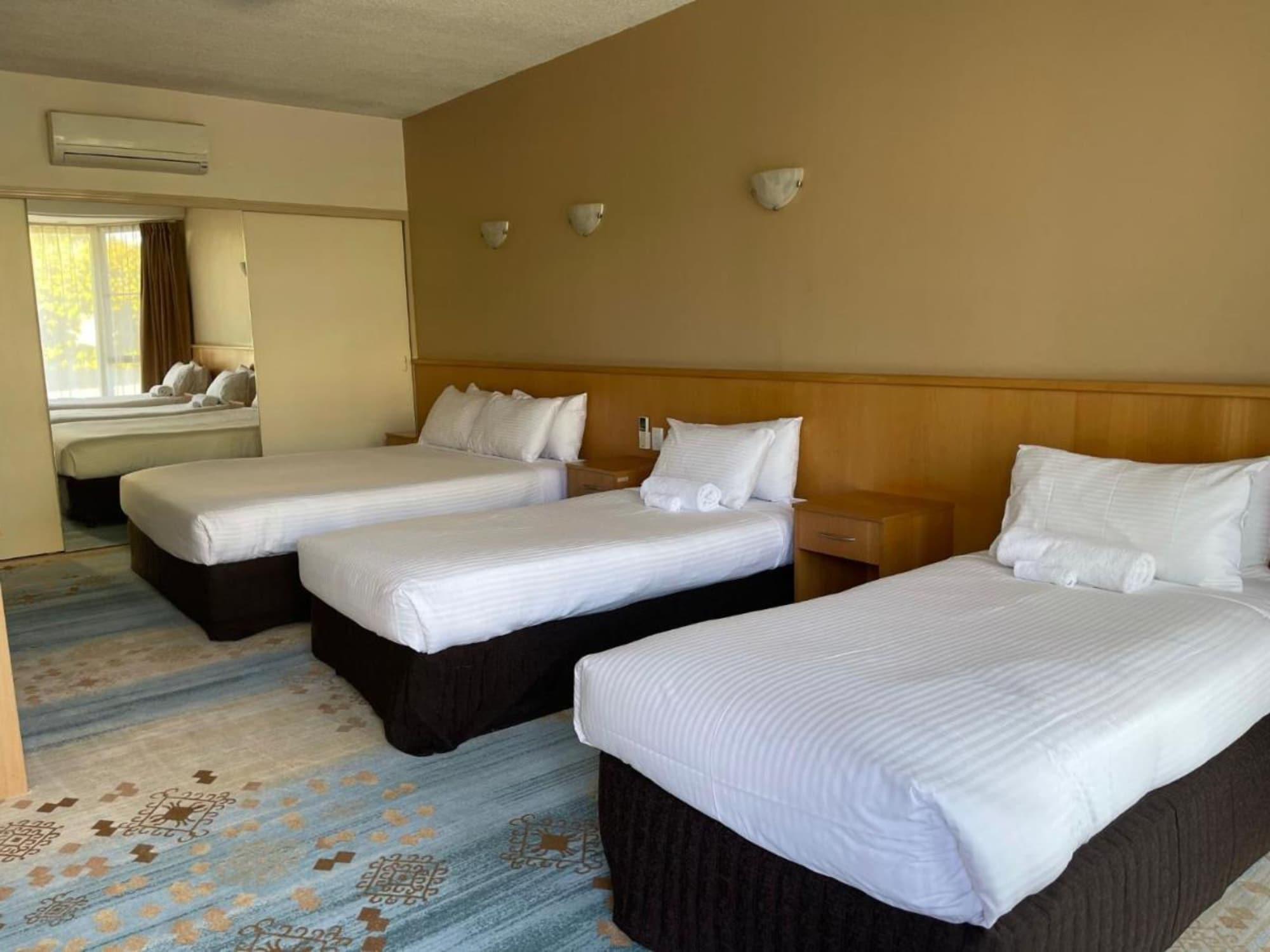 Haven Marina Motel Adelaide Exterior photo